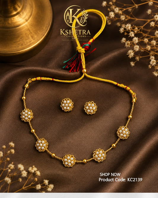 Classic Pearl Floral Necklace Set/ KC2139